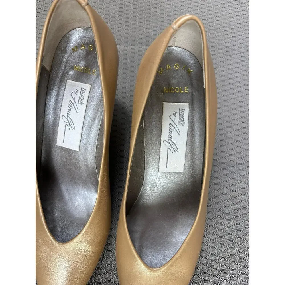 Magik By Amalfi Shoes Womens Size 6B Gold Leather Pointed Toe Pumps Italy
